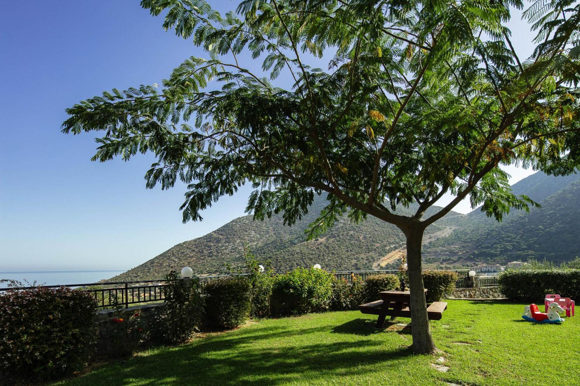 Real Dream Villas, Cretan Gems With Seaviews, By Thinkvilla Bali  Екстериор снимка