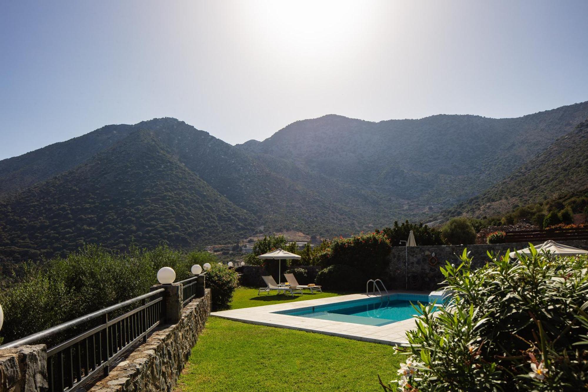 Real Dream Villas, Cretan Gems With Seaviews, By Thinkvilla Bali  Екстериор снимка