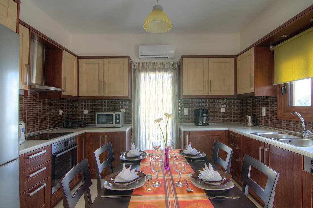Real Dream Villas, Cretan Gems With Seaviews, By Thinkvilla Bali  Екстериор снимка